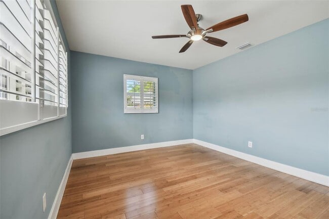 Building Photo - 340 Mehlenbacher Rd