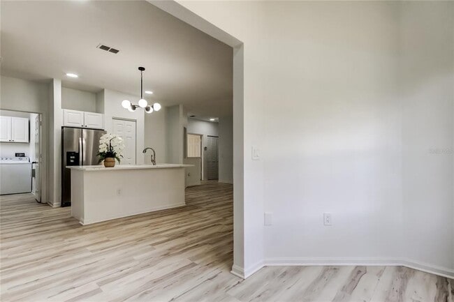 Building Photo - 2107 Portofino Pl