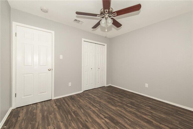 Building Photo - 1803 Rawhide Dr