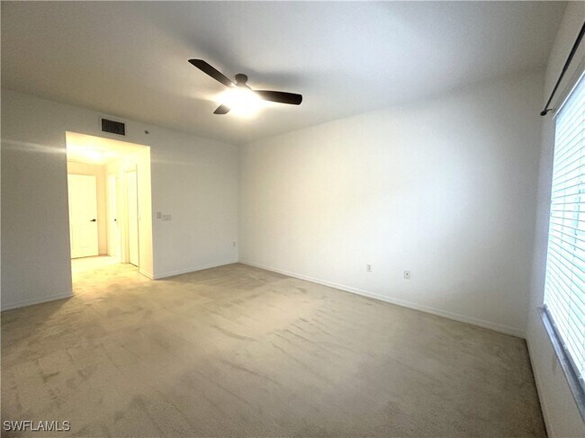 Building Photo - 20241 Estero Gardens Cir