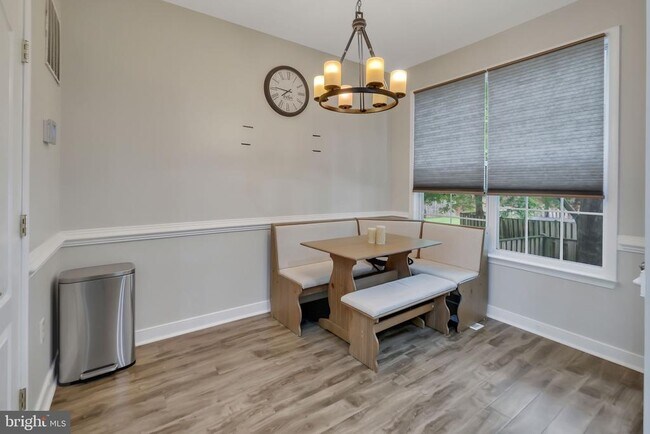 Building Photo - 6052 Ticket Way