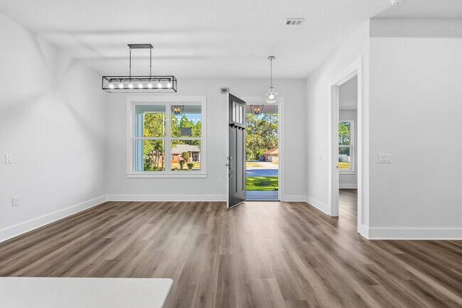 Building Photo - 7179 Freedom Ct