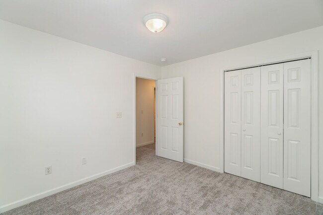 Building Photo - 3956 Archibald Way