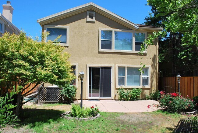 Building Photo - Wonderful Detached Home in Sought After San Ramon Neighborhood ! Trevari at Gale Ranch !