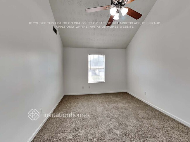 Building Photo - 385 Crestfield Cir