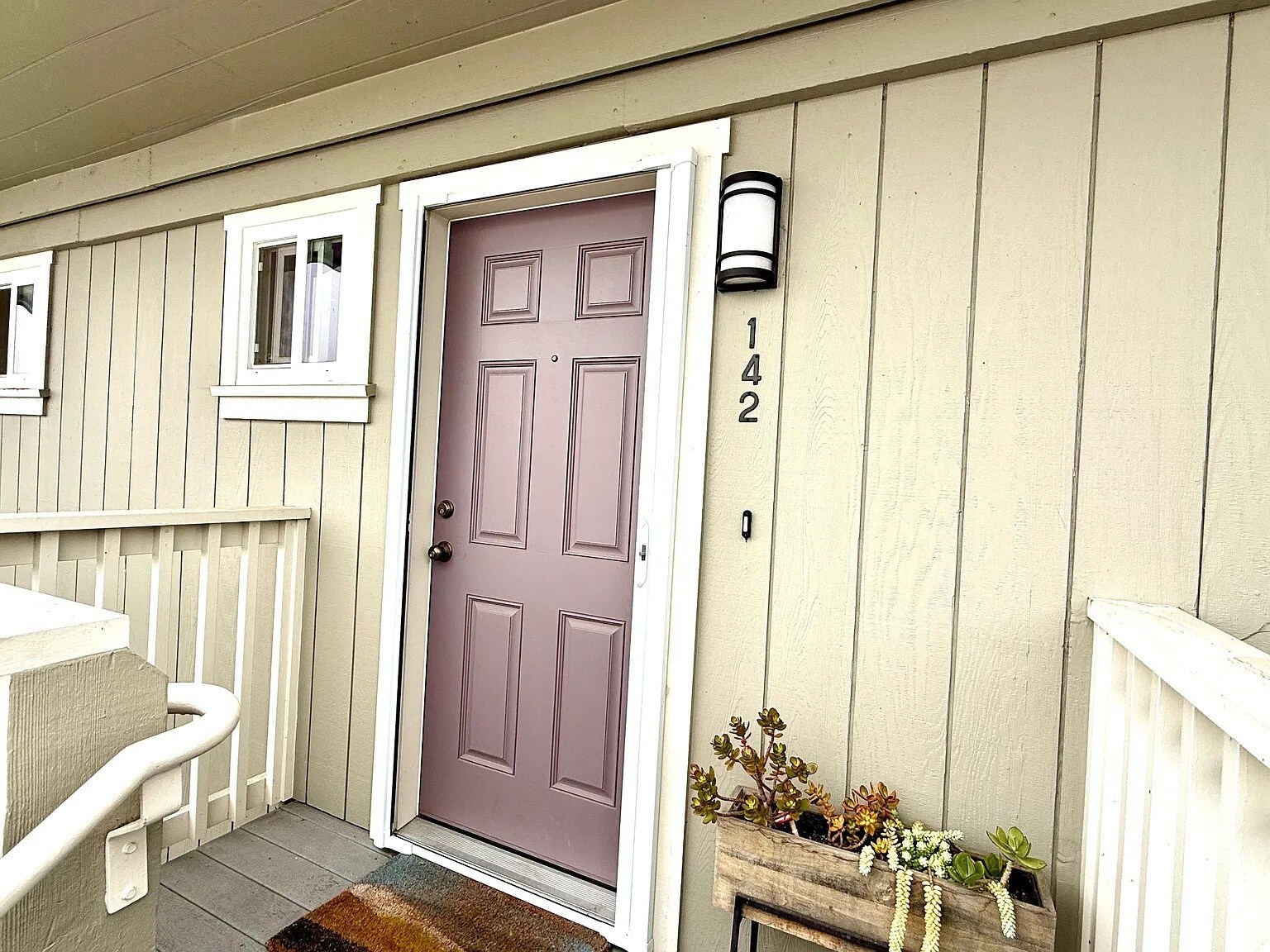 Building Photo - 142 Cherry St