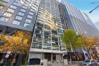 Building Photo - 230 E Ontario St