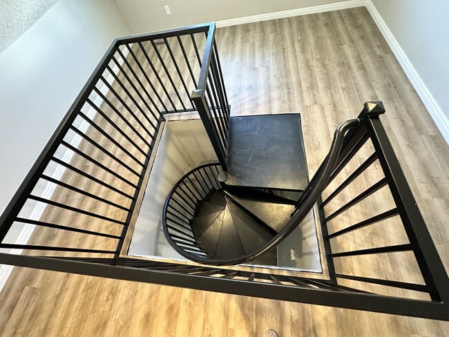 Building Photo - 4985 Kiska Ln