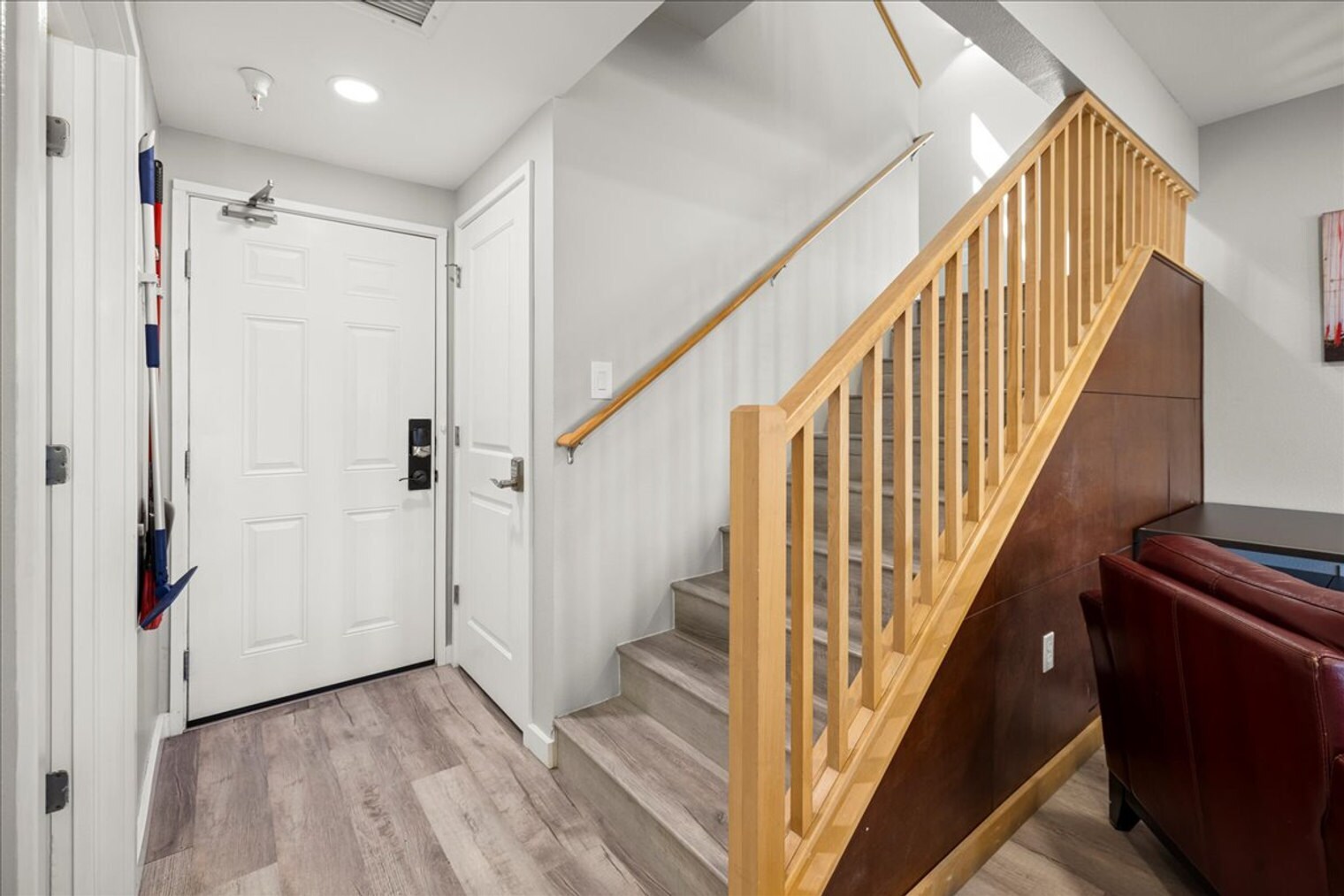 Building Photo - 502 S 15th St