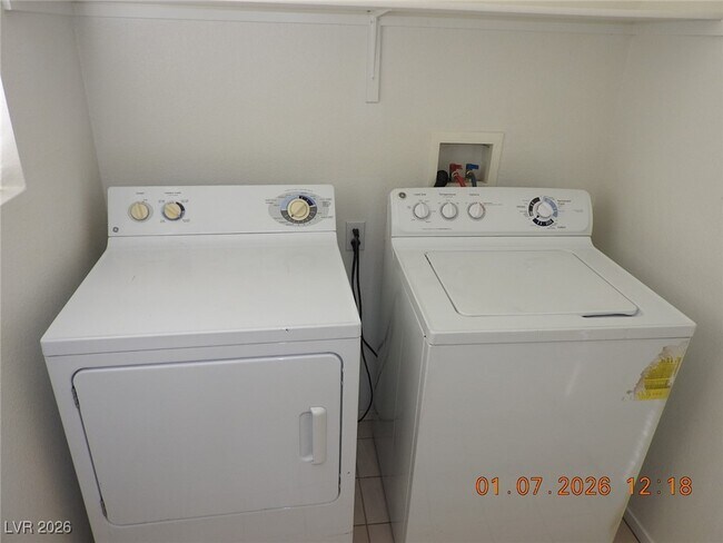 Building Photo - 3113 Bradford Hill Ave