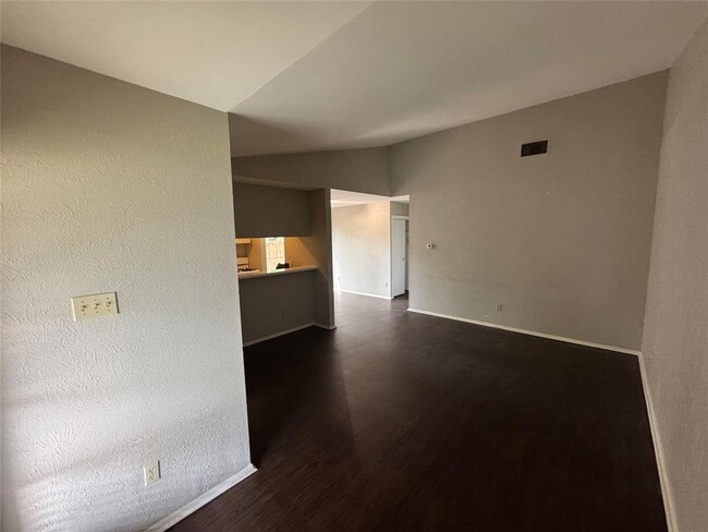 Building Photo - 3504 Eskew Dr