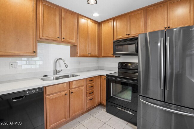 Building Photo - 4354 N 82nd St