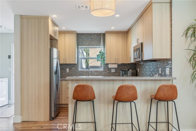 Building Photo - 8034 Airlane Ave