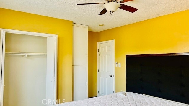 Building Photo - 826 E Hellman Ave