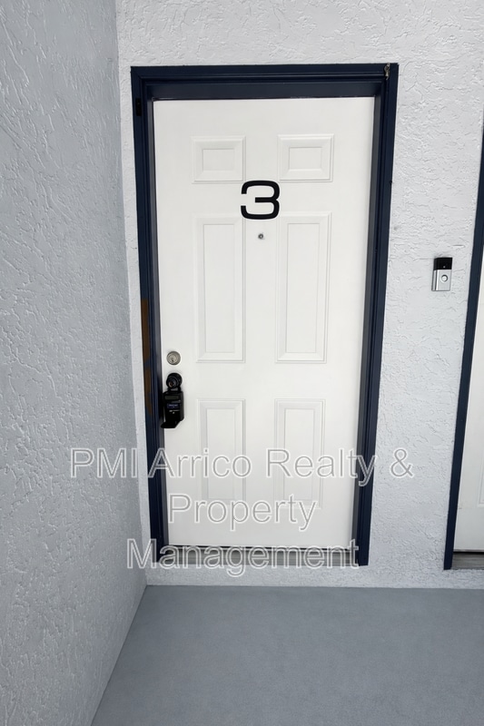 Building Photo - 1810 E 143rd Ave