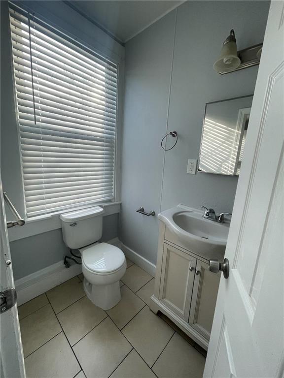 Building Photo - 40-40 Freebody St