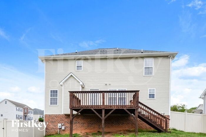 Building Photo - 6698 Knob Hill Ct