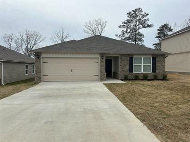 Building Photo - Modern Living in Odenville | 3BR/2BA