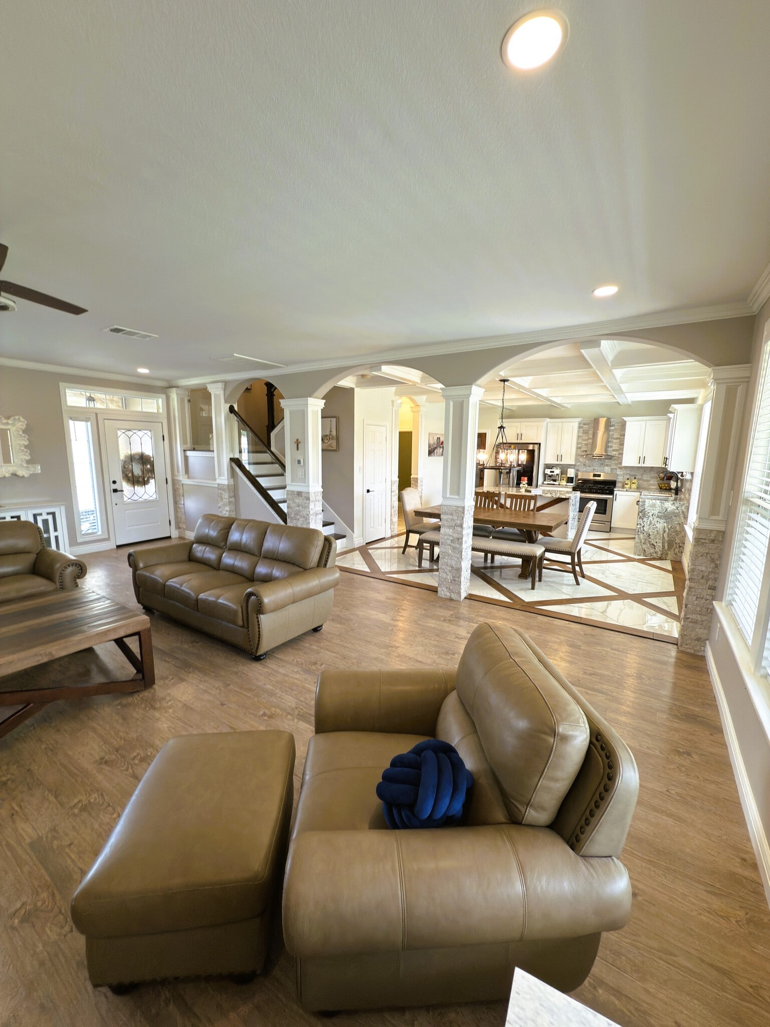 Building Photo - 178 Amber Oak Dr