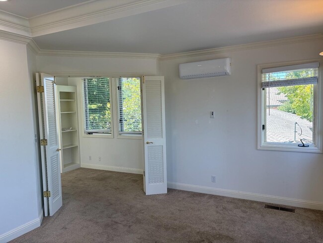 Building Photo - 1251 Bellair Way