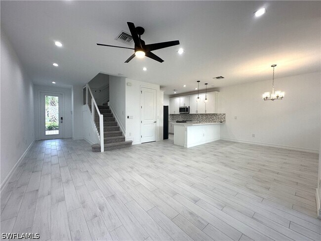 Building Photo - 7509 Carnegie Way