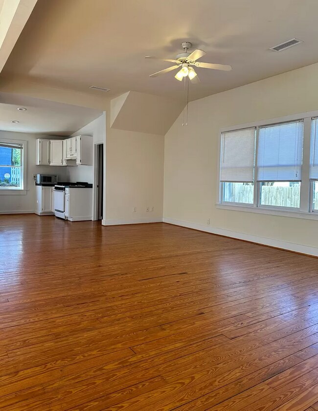 Building Photo - 151 Chattooga Ave