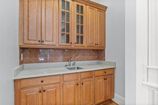 Building Photo - 6245 Spalding Dr
