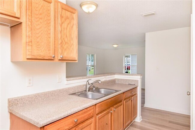 Building Photo - 9932 Magnolia Crest Ct