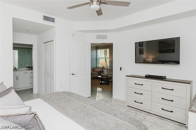 Building Photo - 15835 Green Acres Avenue Unit 3311