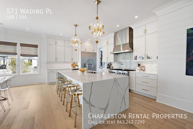 Building Photo - 571 Wading Pl