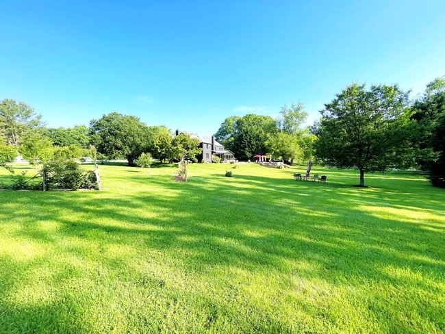 Building Photo - 13209 Lantern Hollow Dr