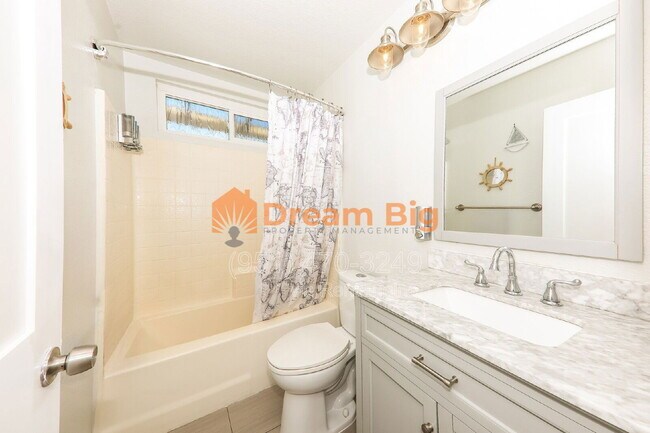 Building Photo - 12025 Weeping Willow Ln