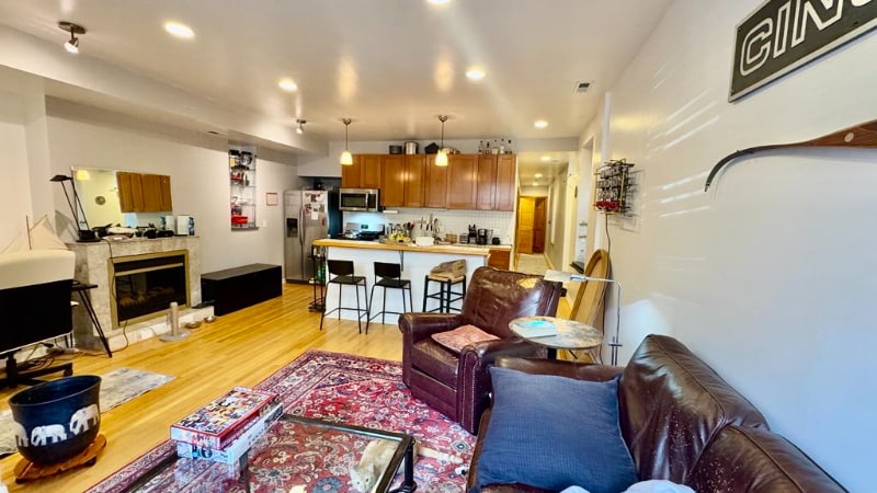 Building Photo - 1453 W Cortez St