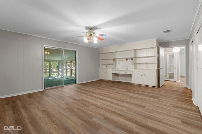 Building Photo - Country LIving!! MOVE IN SPECIAL HALF OFF ...