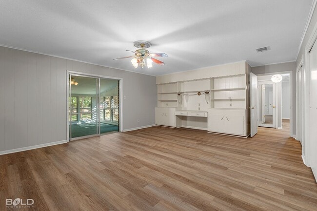 Building Photo - Country LIving!! MOVE IN SPECIAL HALF OFF FIRST MONTHS RENT