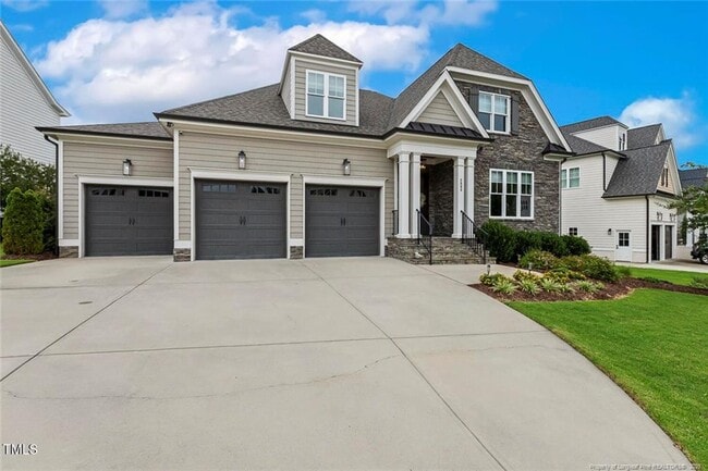 Building Photo - 2098 Amalfi Pl