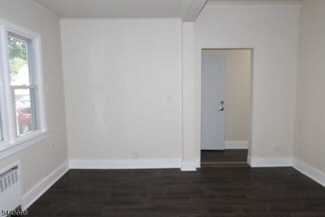 Building Photo - 89 Van Riper Ave