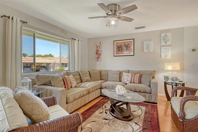Building Photo - 2308 Waterbluff Pl