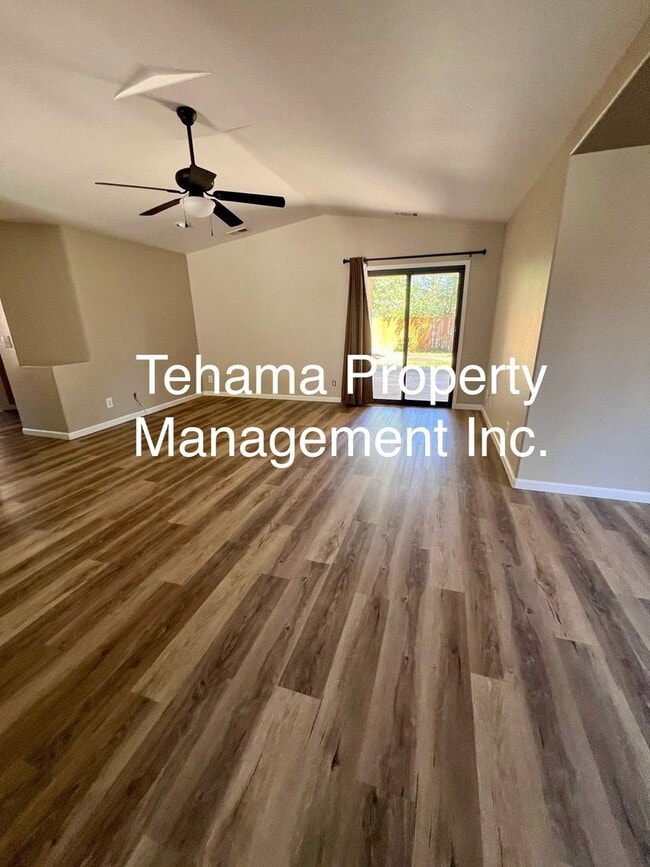 Building Photo - Beautiful 3 bedroom 2 bath home in Redding, CA