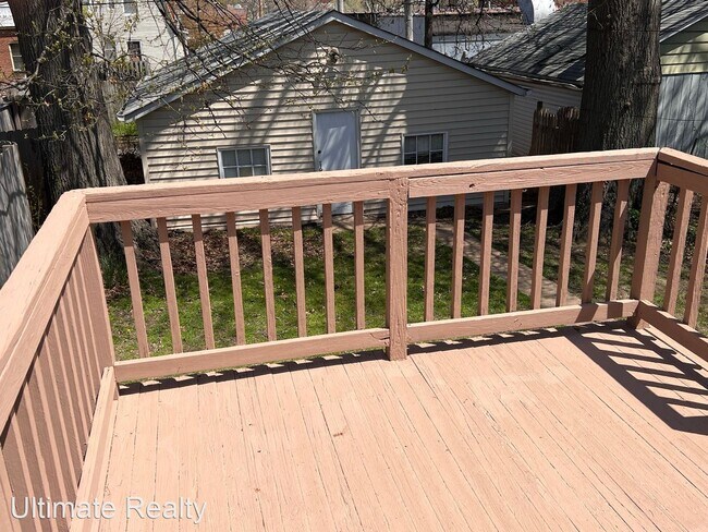 Building Photo - 3 br, 1.5 bath House - 4721 Goethe Ave.