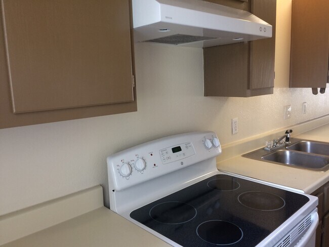 Building Photo - 3606CH