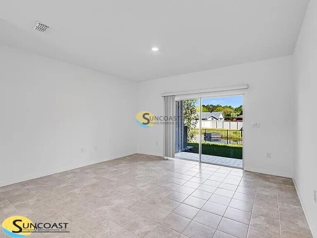 Building Photo - 7215 Sabal Ter