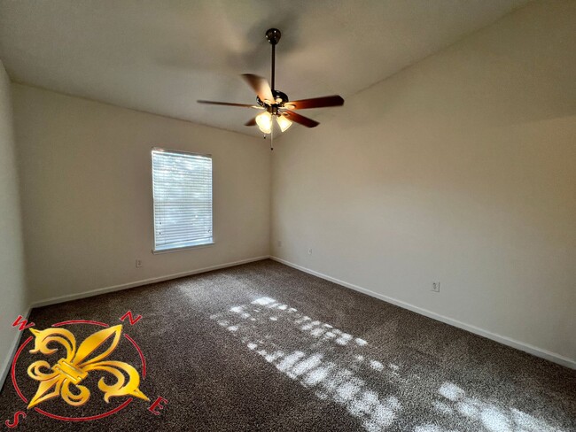 Building Photo - $1395 - Willow Ridge Condo