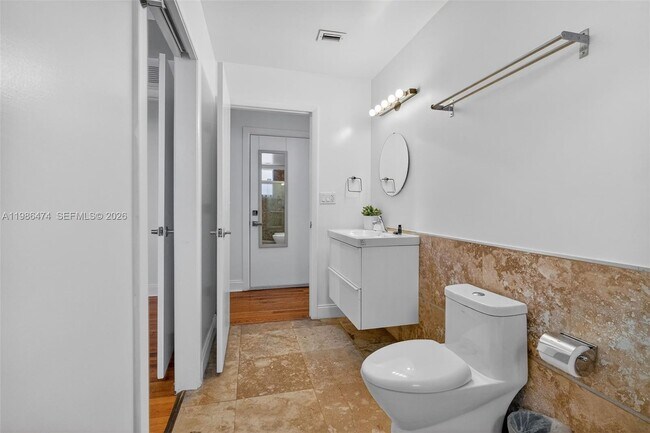 Building Photo - 1410 Euclid Ave