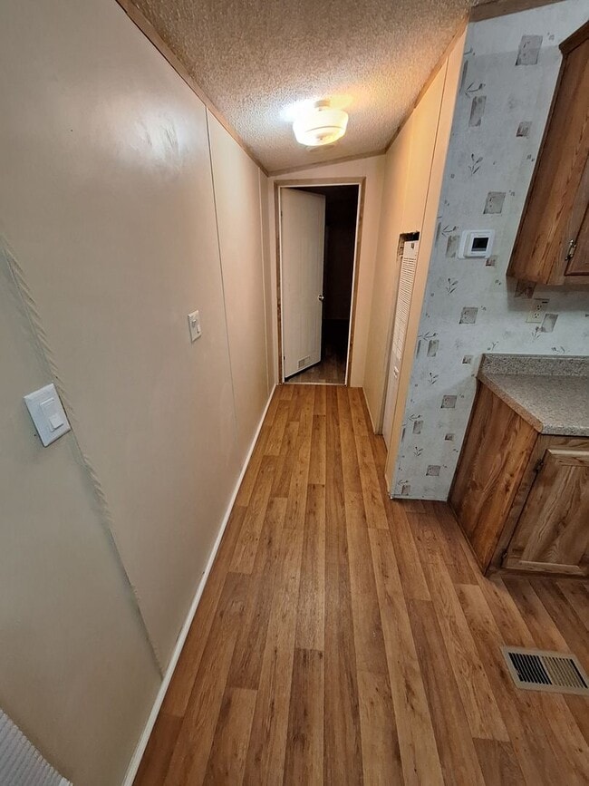 Building Photo - 103 Co Rd 151