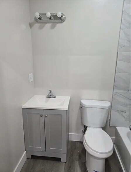 Building Photo - 159 Lincoln St