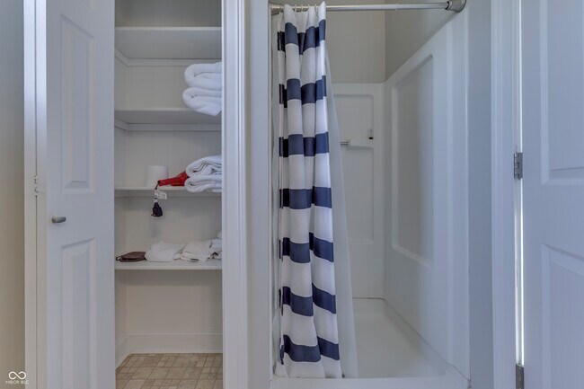 Building Photo - 2322 Alabama St