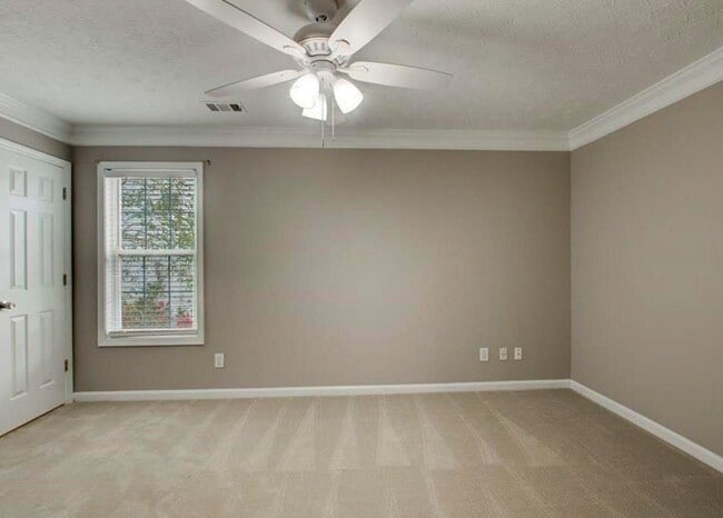Building Photo - 3321 Serenade Ct