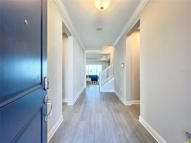 Building Photo - 5559 Trevesta Pl