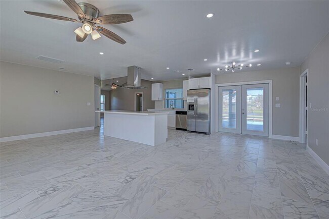 Building Photo - 7379 Snow Dr
